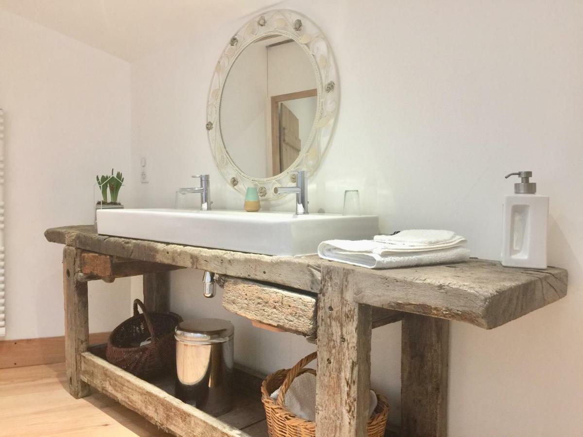 Magnificent Renovated Farmhouse - 10 Min A7 - Apartment Anneyron Екстериор снимка